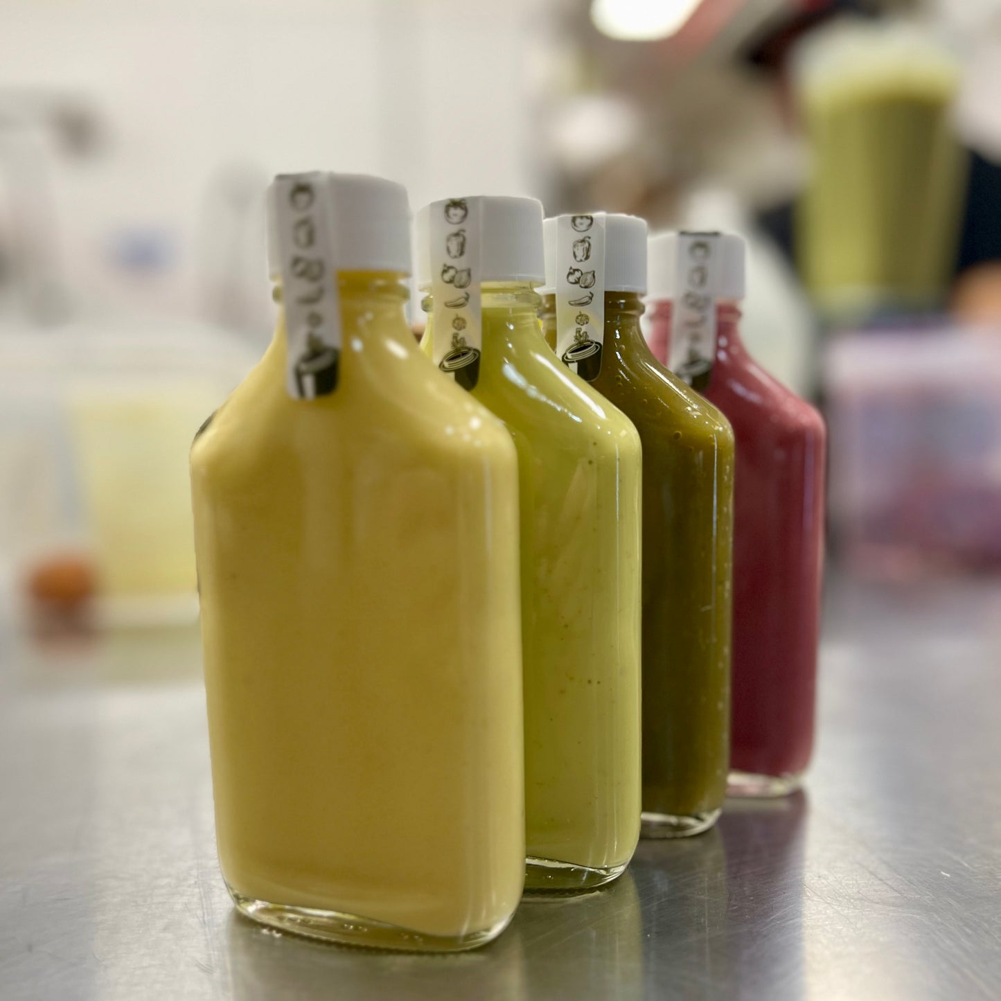 Roasted Red Pepper & Housemade Siracha Hot Sauce (7oz)